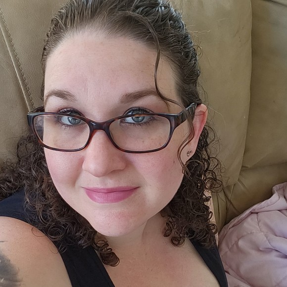 Meet your Posher, Rebecca - Picture 1 of 1